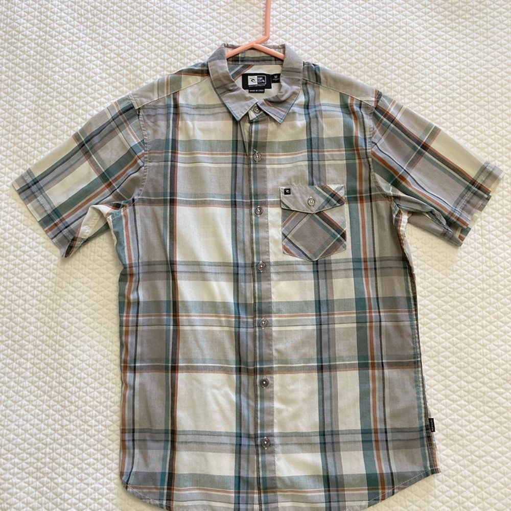 RipCurl button-up short-sleeved shirt